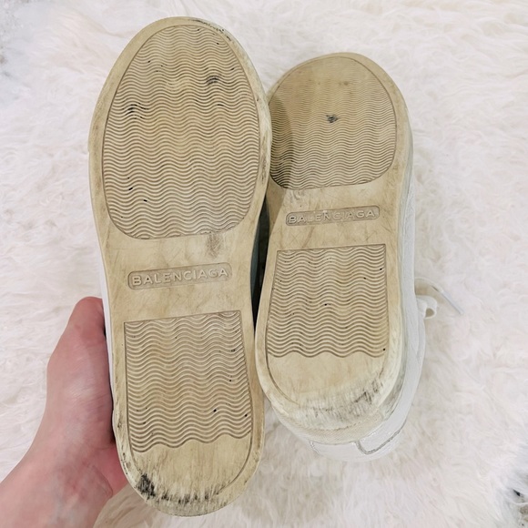 Authentic Balenciaga Pre-loved White Sneaker - Picture 7 of 9